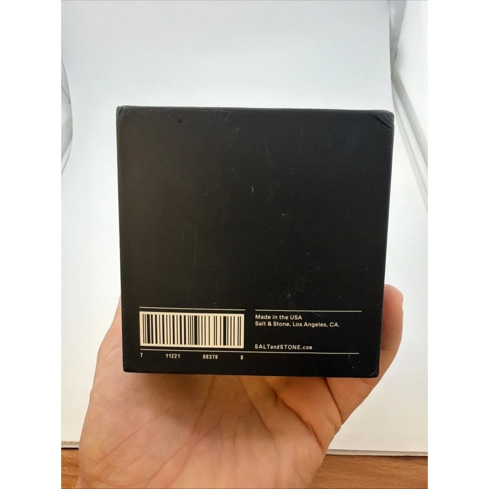 Salt‎ & Stone Santal And Vetiver Scented Candle 8.5 oz NEW In Box